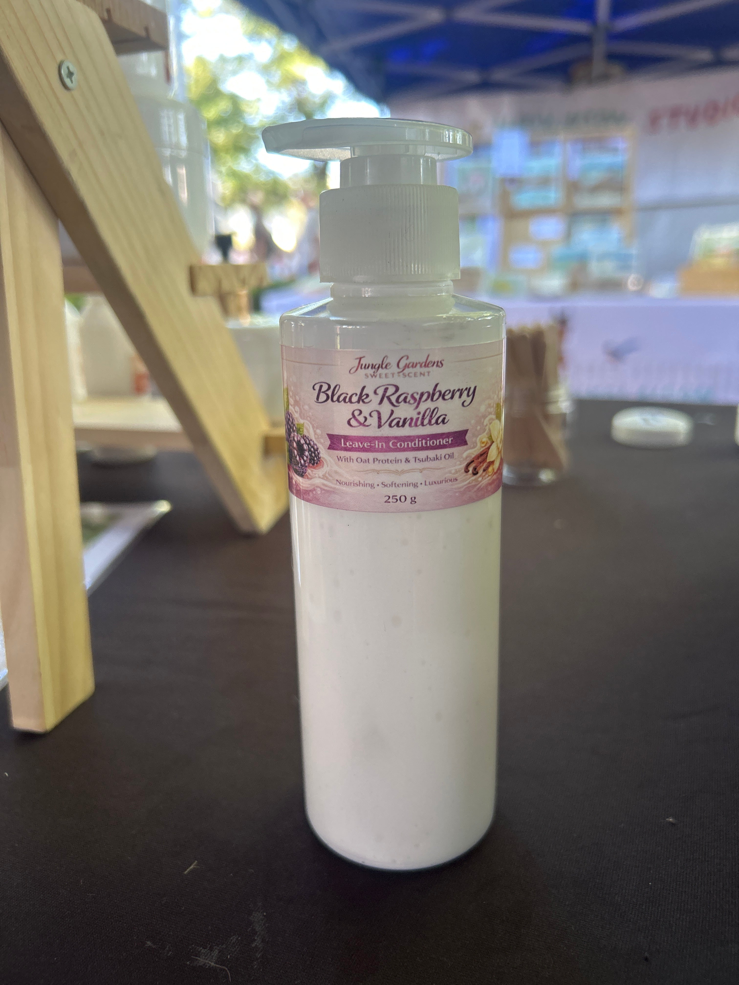 Black Raspberry & Vanilla Leave-In Conditioner