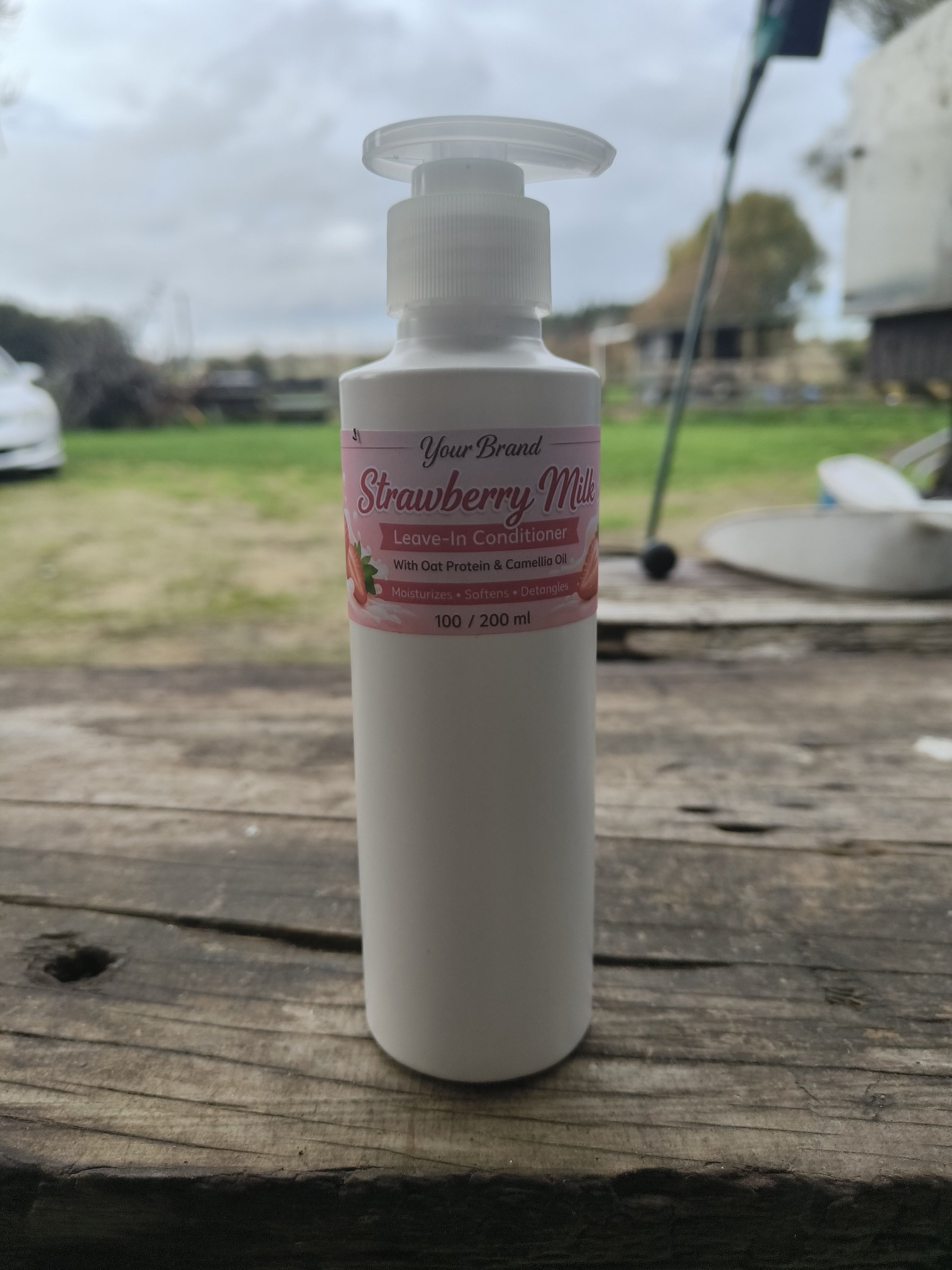 Strawberry Milk Leave-In Hair Conditioner