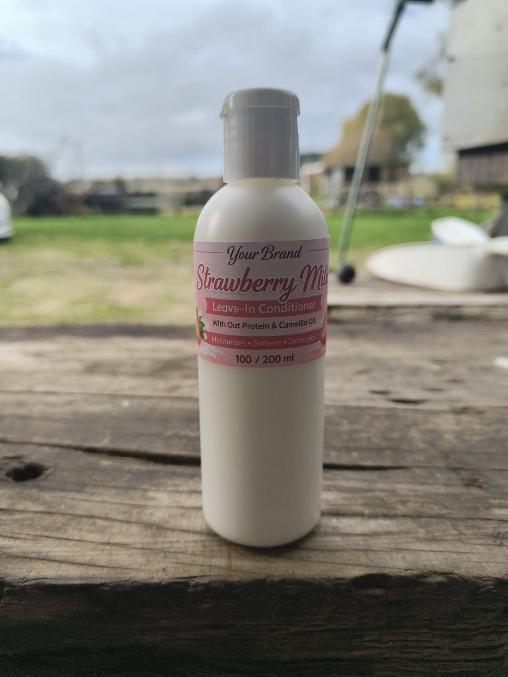 Strawberry Milk Leave-In Hair Conditioner
