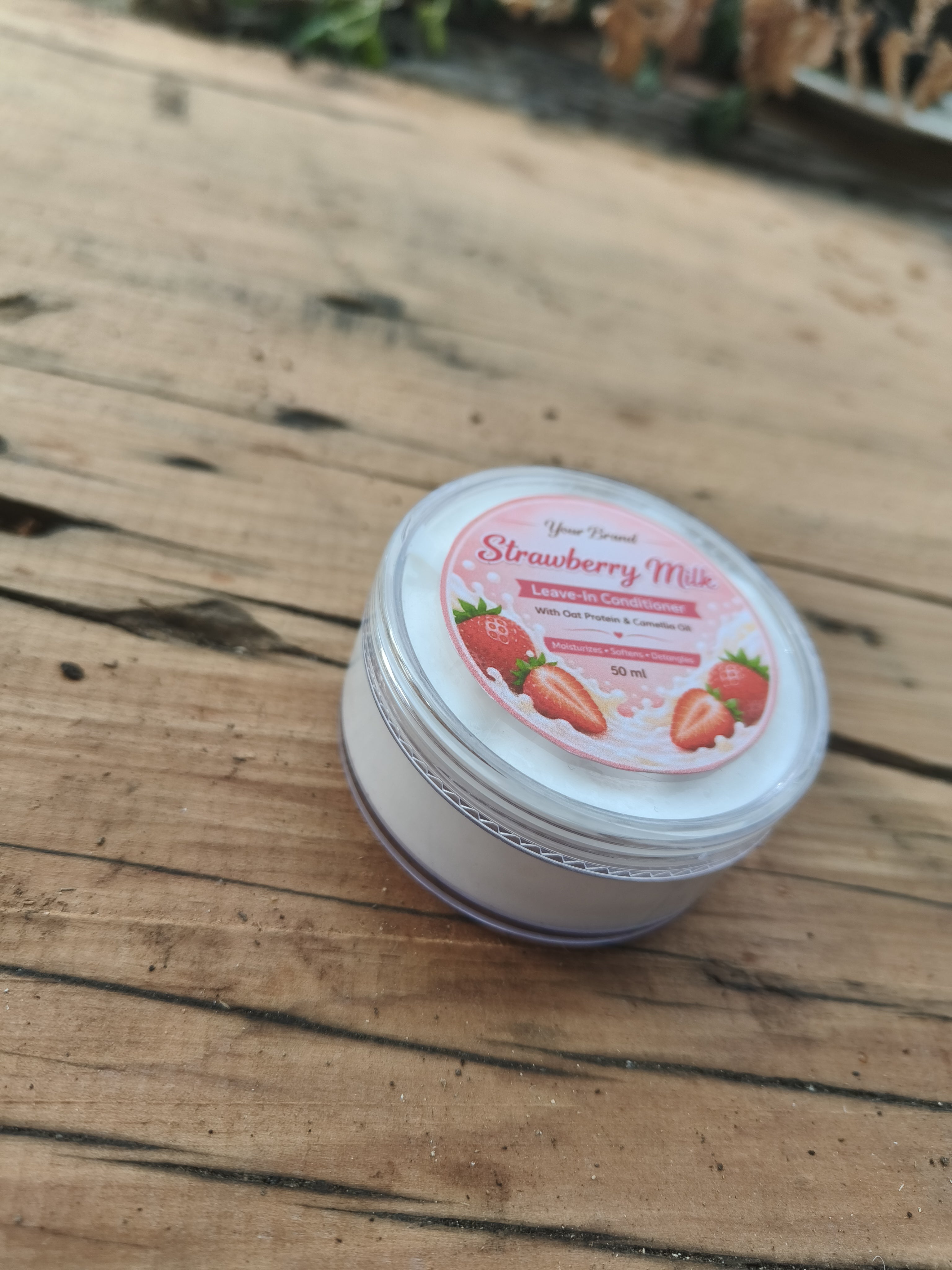 Strawberry Milk Leave-In Hair Conditioner
